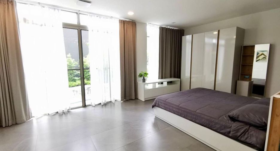 For sale 3 bedrooms house in Saphan Sung, Bangkok