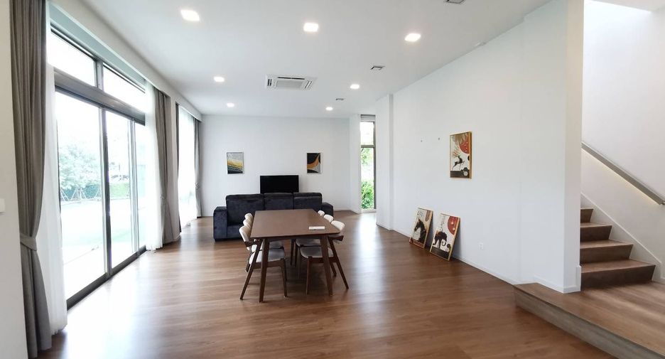 For sale 3 bedrooms house in Saphan Sung, Bangkok