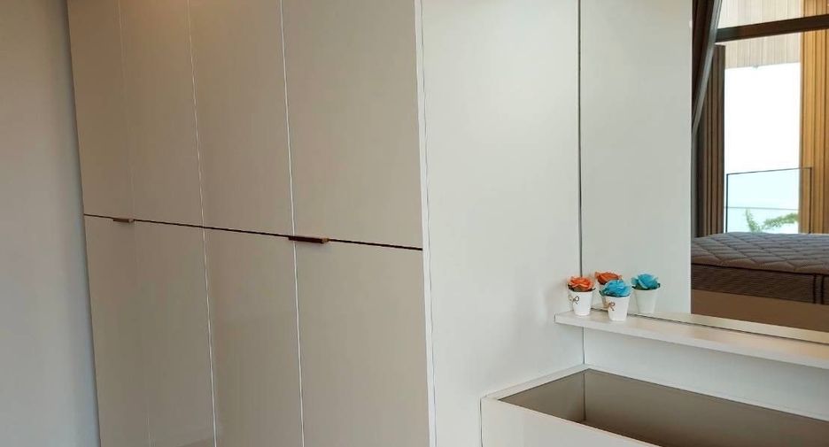 For sale 3 bedrooms house in Saphan Sung, Bangkok