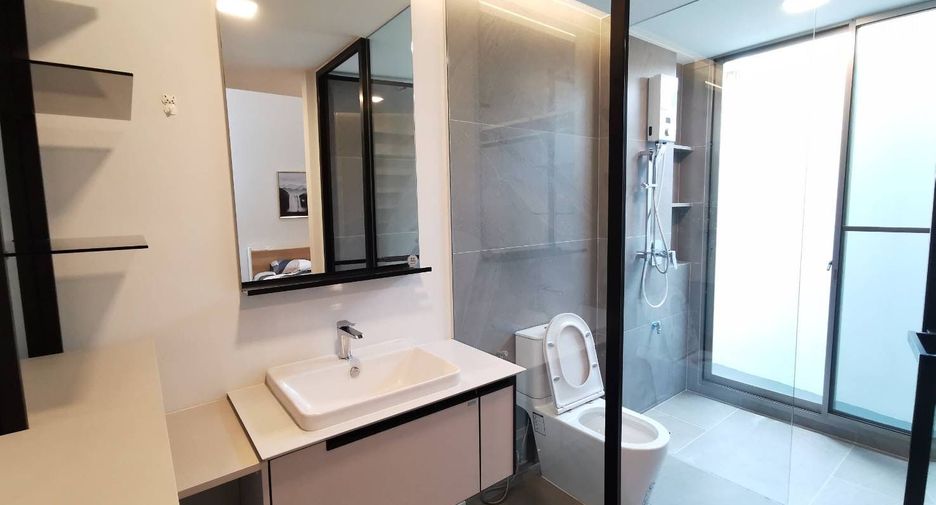 For sale 3 bedrooms house in Saphan Sung, Bangkok