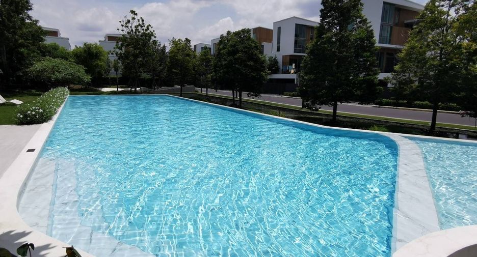 For sale 3 bedrooms house in Saphan Sung, Bangkok