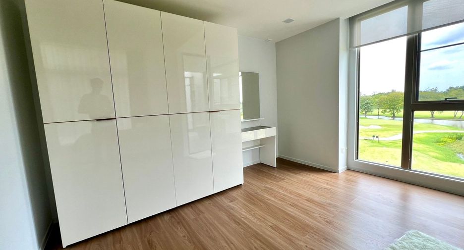 For sale 3 bedrooms house in Saphan Sung, Bangkok