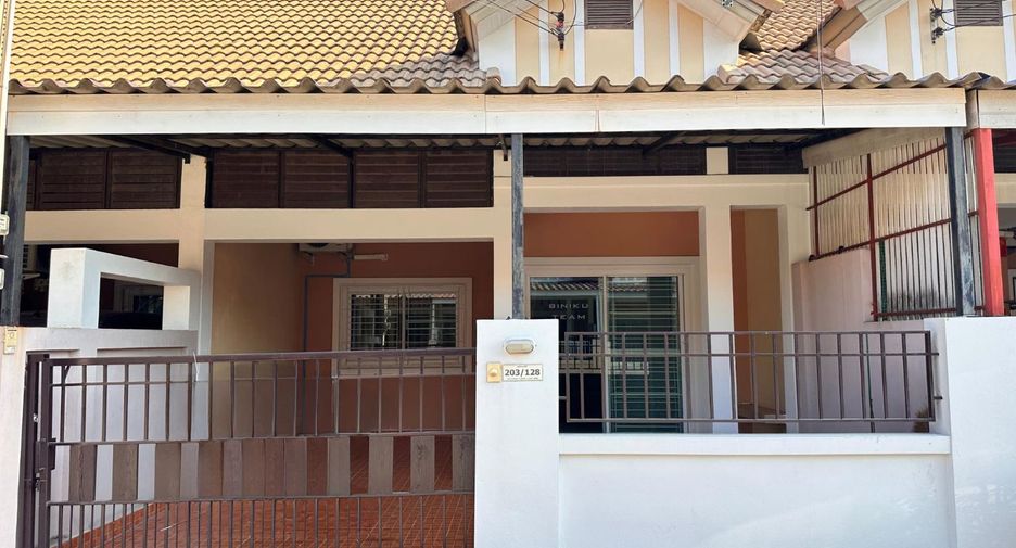 For rent 2 bed house in Si Racha, Chonburi