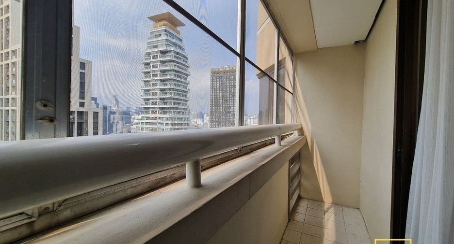 Condo en alquiler de 2 habitaciones en Khlong Toei, Bangkok