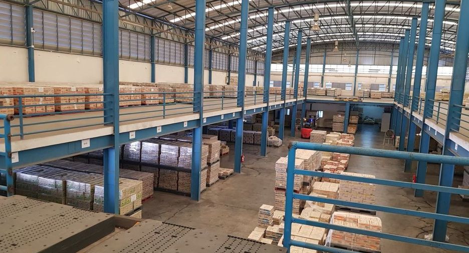 For rent 5 bed warehouse in Bang Bua Thong, Nonthaburi