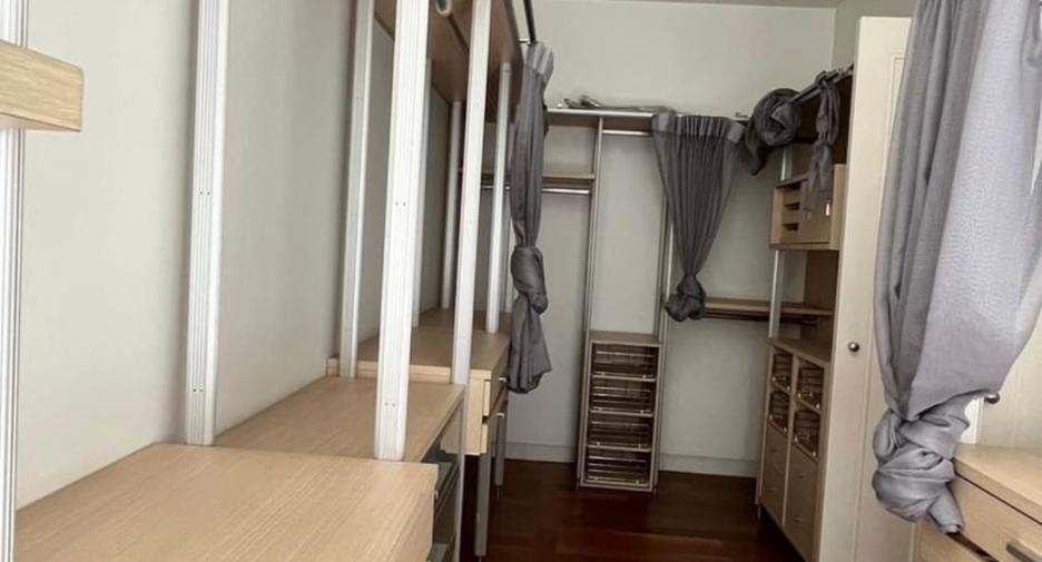 Wohnung zur Miete mit 3 Zimmer in Watthana, Bangkok