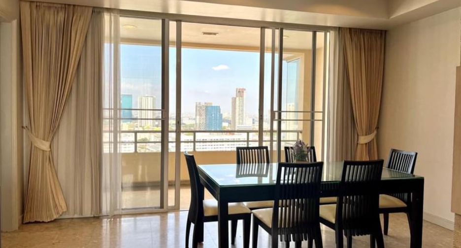 Wohnung zur Miete mit 3 Zimmer in Watthana, Bangkok
