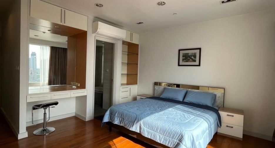 Wohnung zur Miete mit 3 Zimmer in Watthana, Bangkok