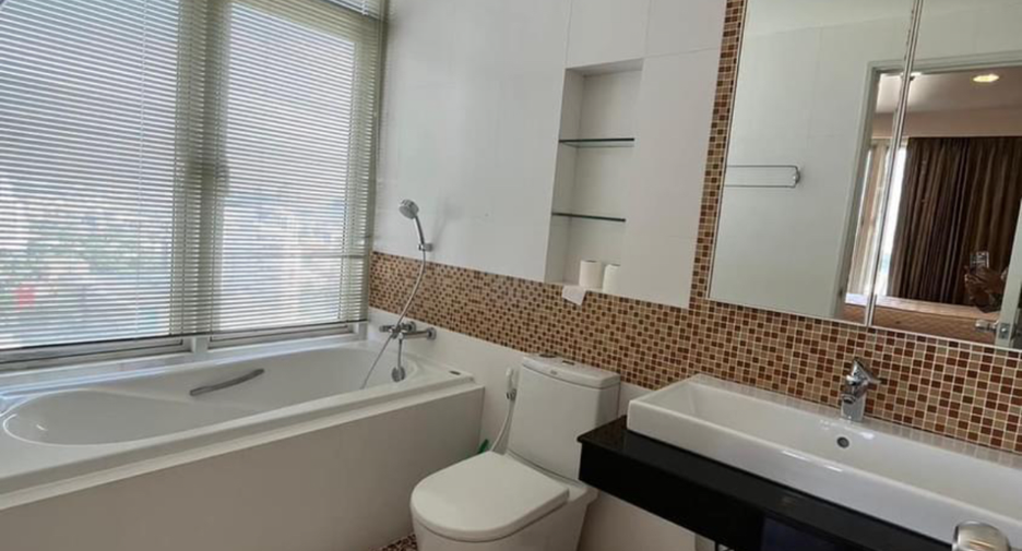 Wohnung zur Miete mit 3 Zimmer in Watthana, Bangkok