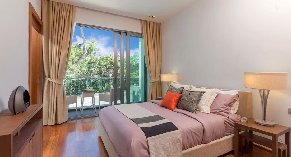 For rent 4 bedrooms villa in Mueang Phuket, Phuket