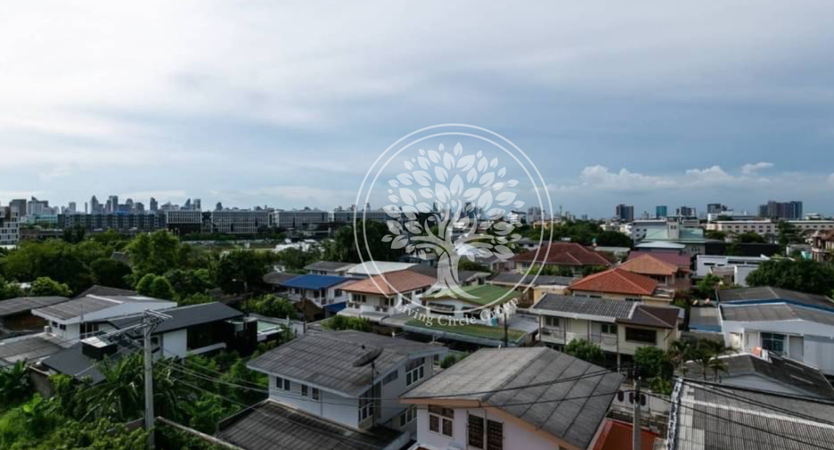 For rent 2 bedrooms condo in Suan Luang, Bangkok