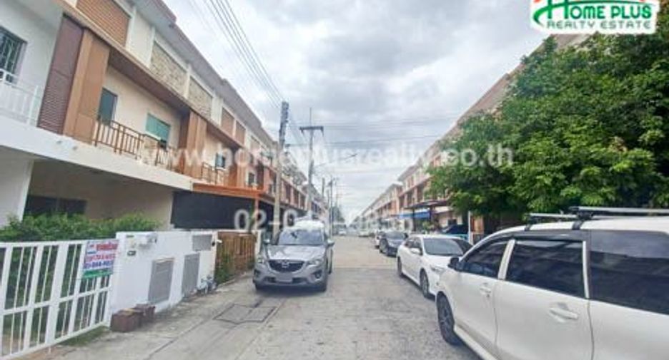 For sale 4 bedrooms townhouse in Lam Luk Ka, Pathum Thani