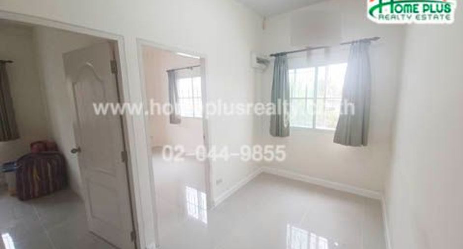 For sale 4 bedrooms townhouse in Lam Luk Ka, Pathum Thani