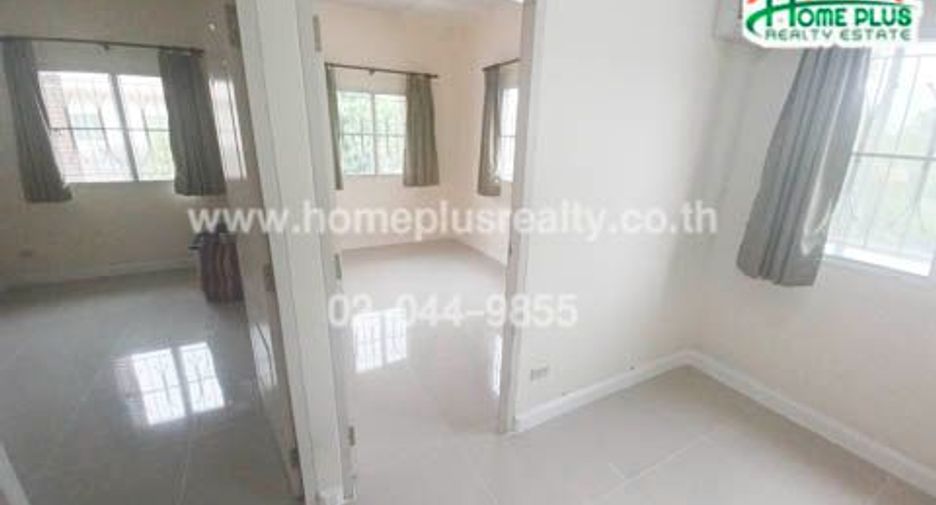 For sale 4 bedrooms townhouse in Lam Luk Ka, Pathum Thani
