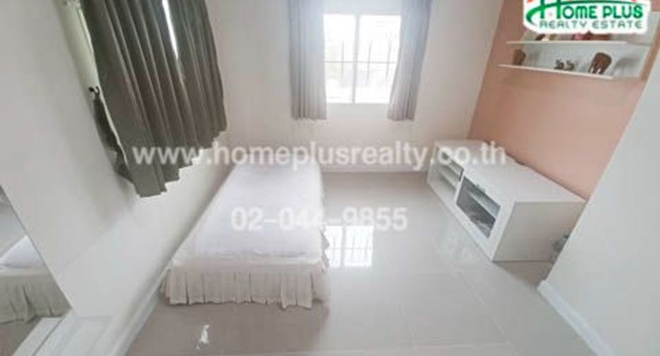 For sale 4 bedrooms townhouse in Lam Luk Ka, Pathum Thani