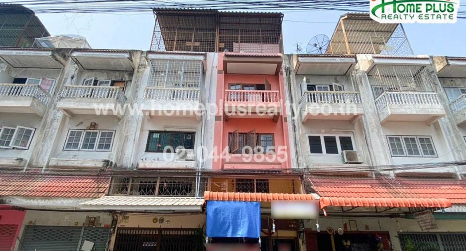 For sale 11 bed retail Space in Bang Khun Thian, Bangkok