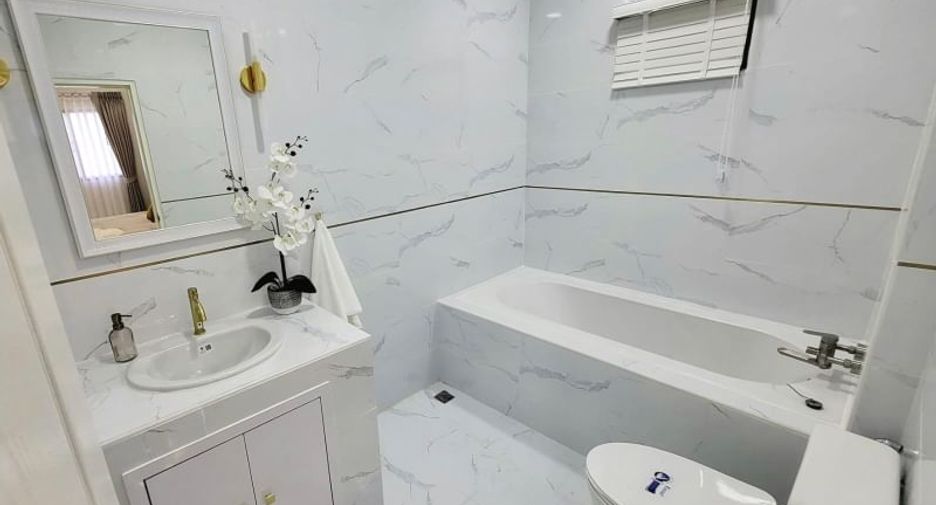 For sale 3 bedrooms villa in Bang Lamung, Chonburi