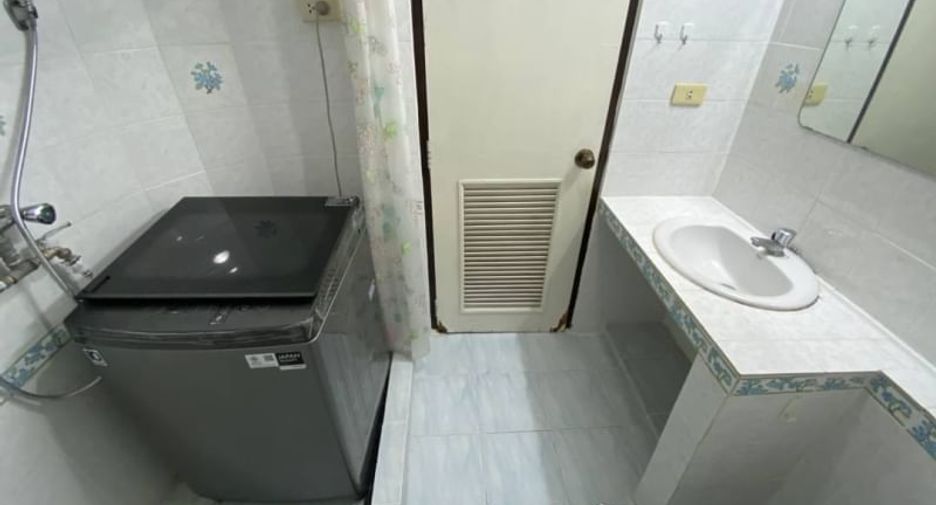 For rent and for sale 2 bedrooms condo in Si Racha, Chonburi