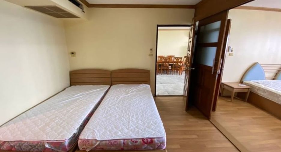 For rent and for sale 2 bedrooms condo in Si Racha, Chonburi