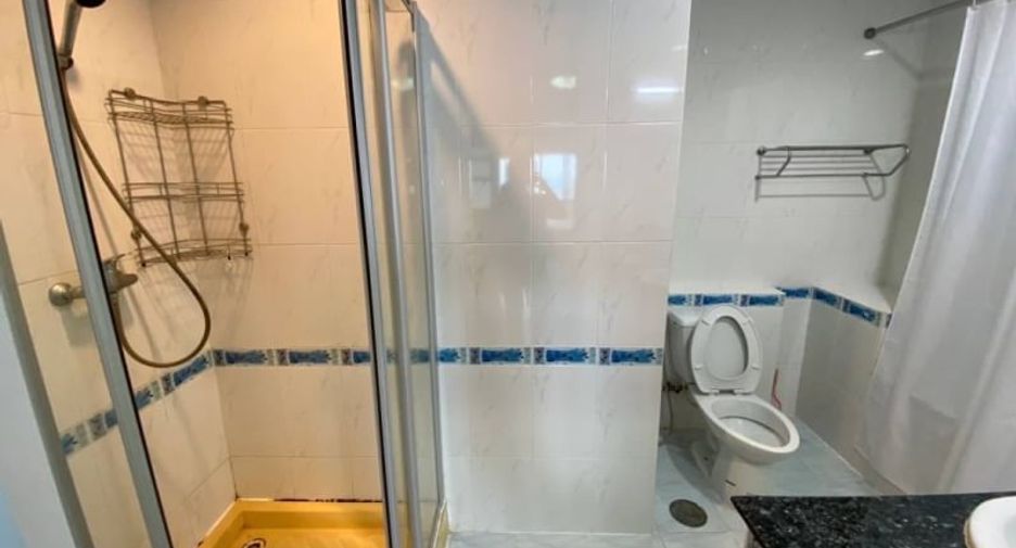 For rent and for sale 2 bedrooms condo in Si Racha, Chonburi