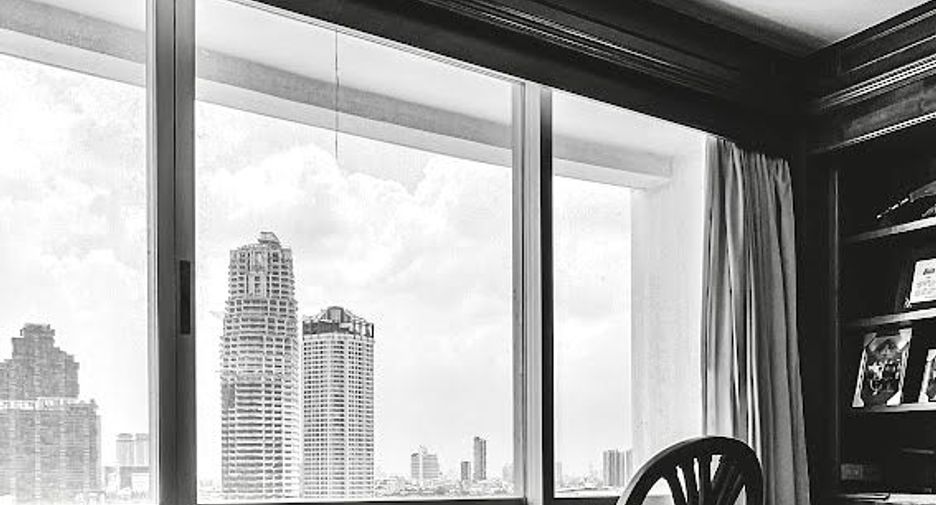 For sale 2 bedrooms condo in Sathon, Bangkok