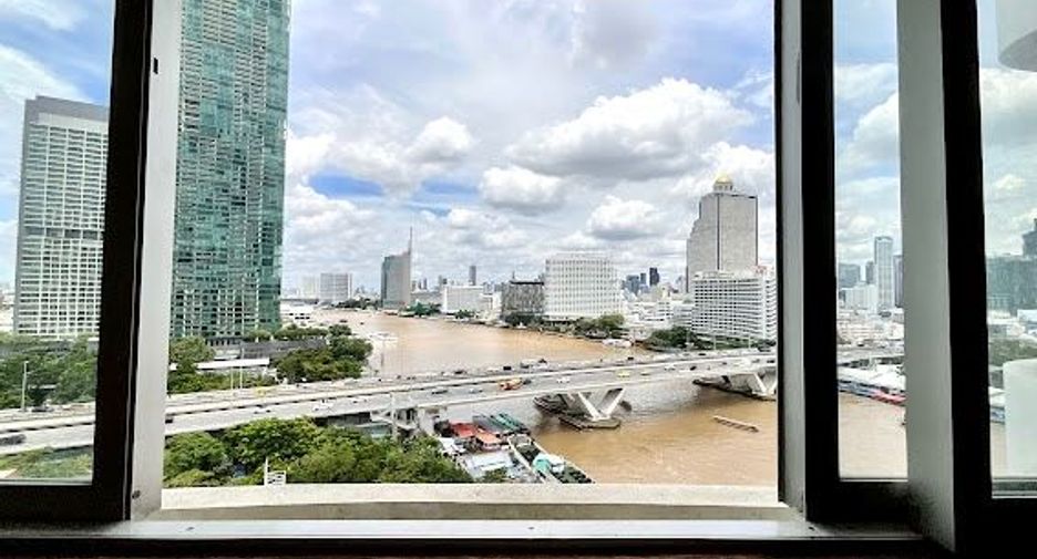 For sale 2 bedrooms condo in Sathon, Bangkok