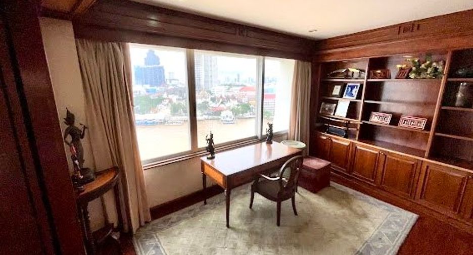 For sale 2 bedrooms condo in Sathon, Bangkok