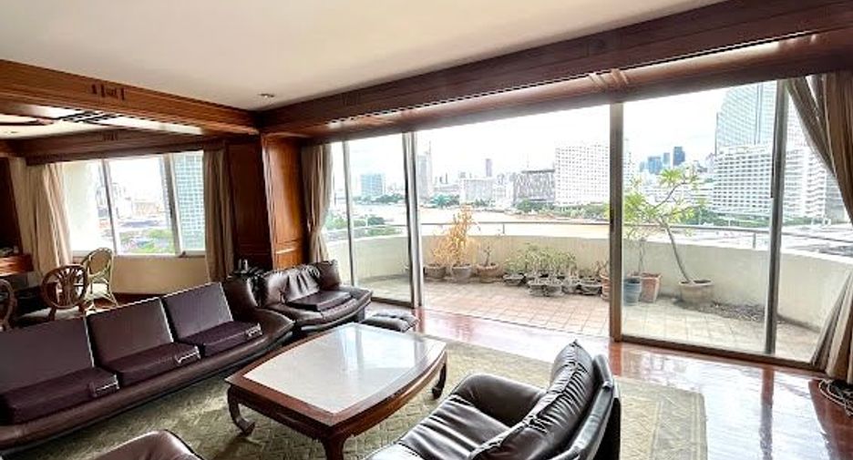 For sale 2 bedrooms condo in Sathon, Bangkok