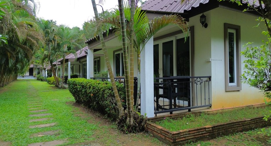 For sale 7 Beds retail Space in Takua Pa, Phang Nga