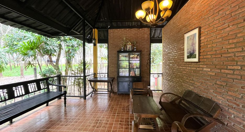 For sale 7 Beds retail Space in Takua Pa, Phang Nga