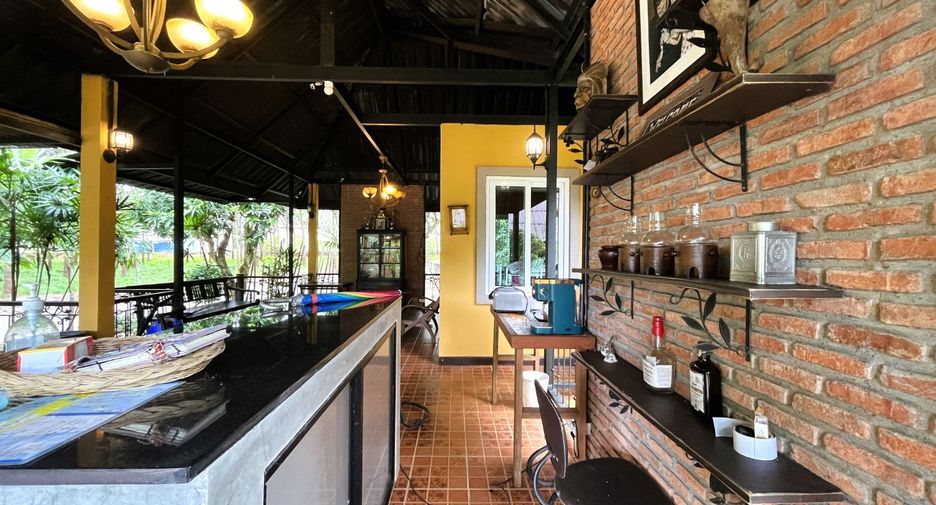 For sale 7 Beds retail Space in Takua Pa, Phang Nga