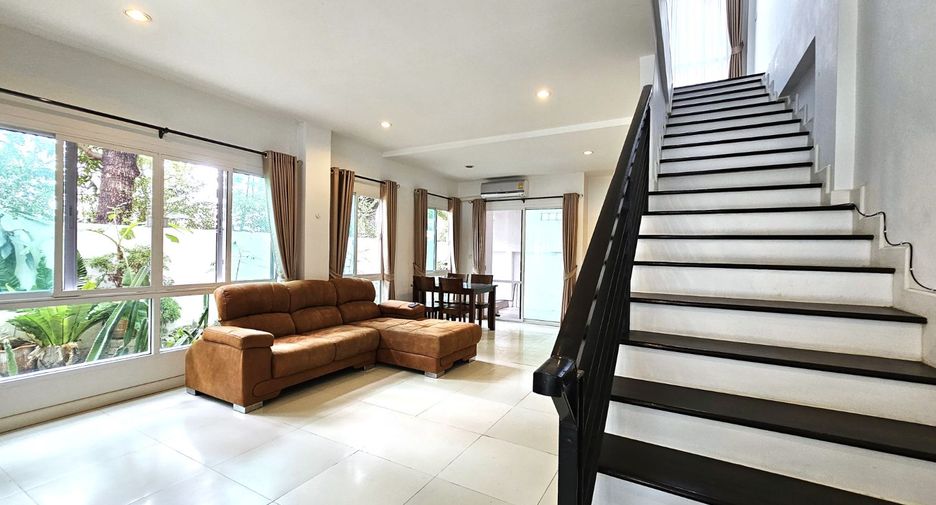 For sale 3 bedrooms house in Lak Si, Bangkok
