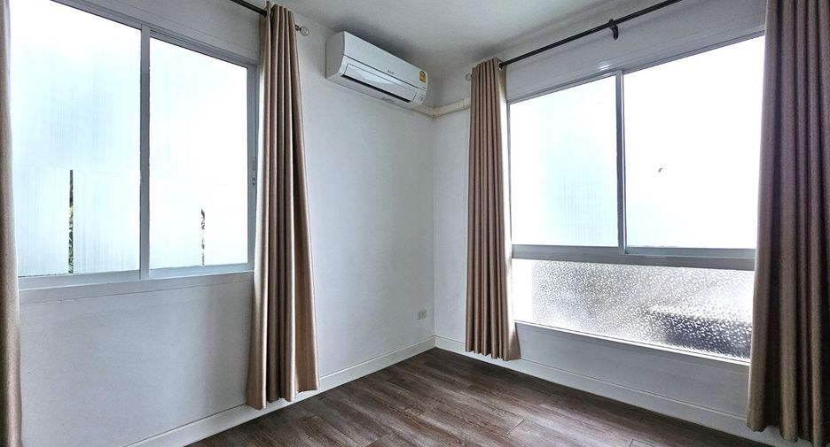 For sale 3 bedrooms house in Lak Si, Bangkok