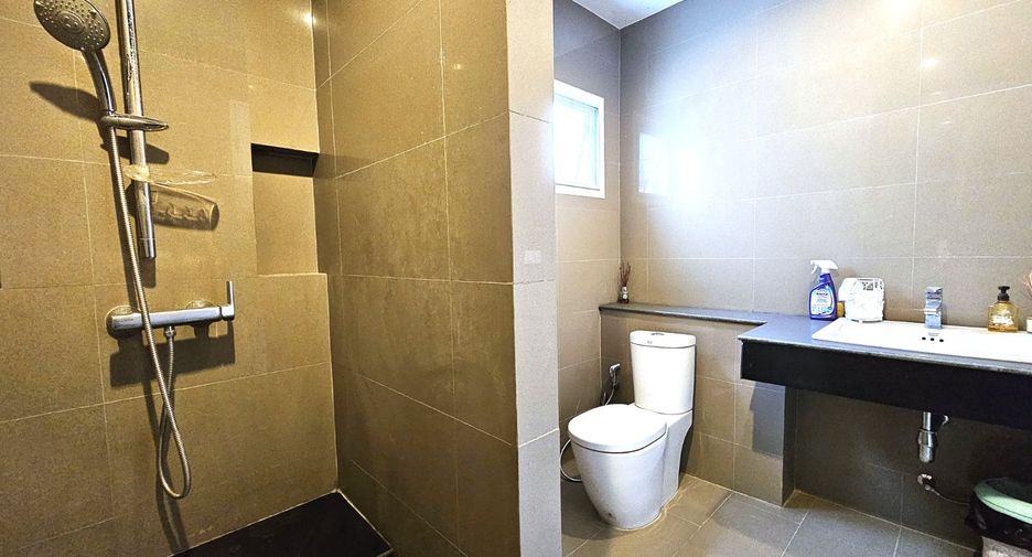 For sale 3 bedrooms house in Lak Si, Bangkok