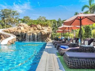 For sale 173 bed hotel in Pratumnak, Pattaya