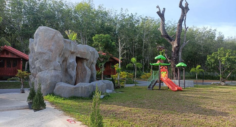 For sale 15 bedrooms villa in Takua Thung, Phang Nga