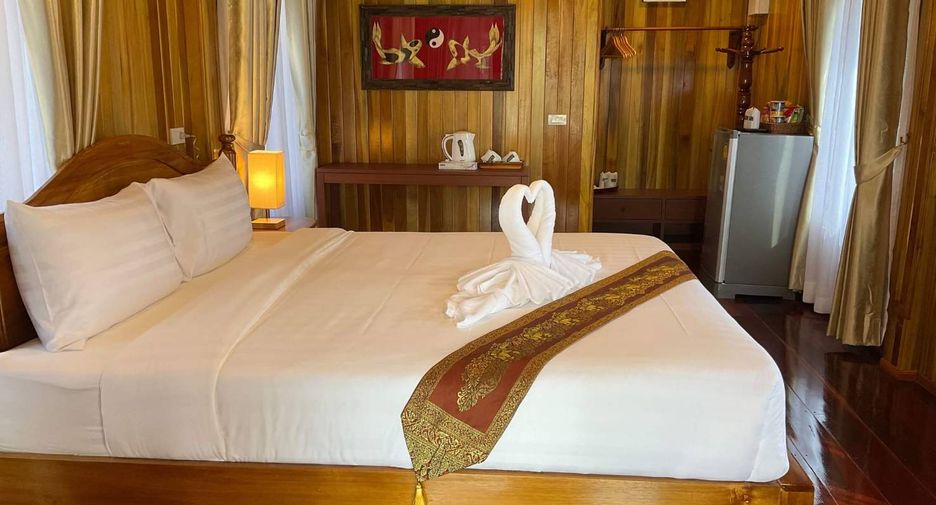 For sale 15 bedrooms villa in Takua Thung, Phang Nga