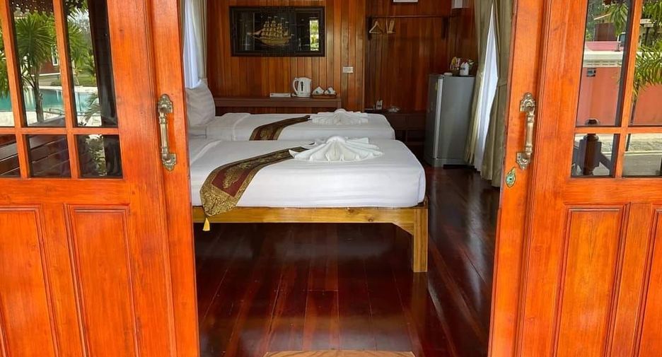 For sale 15 bedrooms villa in Takua Thung, Phang Nga