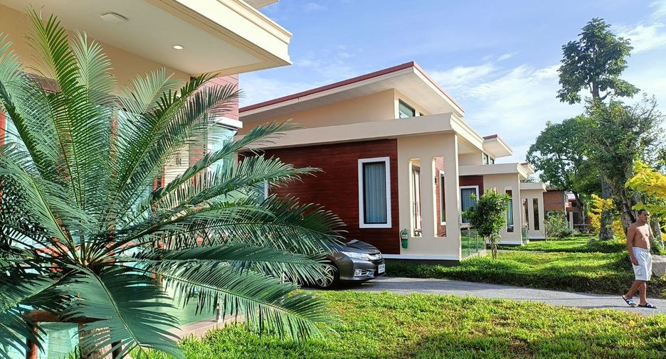 For sale 15 bed villa in Takua Thung, Phang Nga