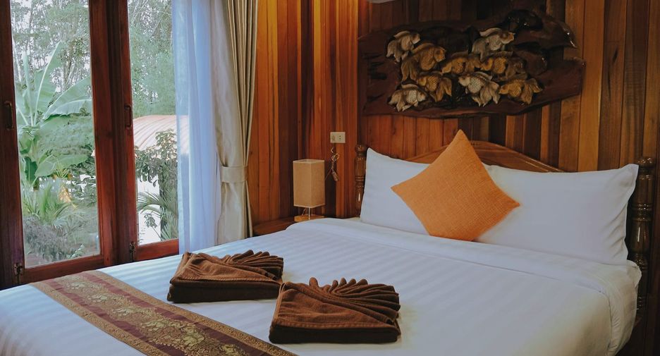 For sale 15 bedrooms villa in Takua Thung, Phang Nga