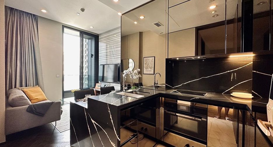 À louer et à vendre 1 chambre condo à Khlong Toei, Bangkok