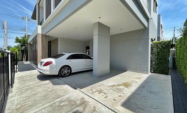 Haus zur Miete und zum Kauf mit 3 Zimmer in Bang Phli, Samut Prakan