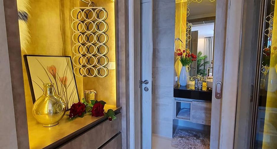 For sale 1 bed condo in Bang Lamung, Chonburi