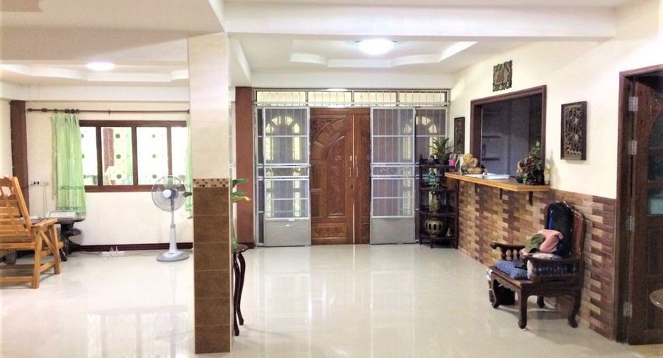 For sale 12 bedrooms villa in Mueang Krabi, Krabi