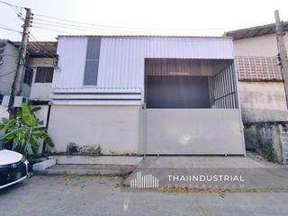 For rent warehouse in Mueang Samut Prakan, Samut Prakan