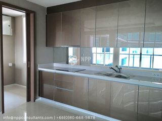 For sale 3 bed condo in Bang Kho Laem, Bangkok