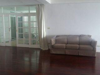For rent 4 bedrooms condo in Watthana, Bangkok