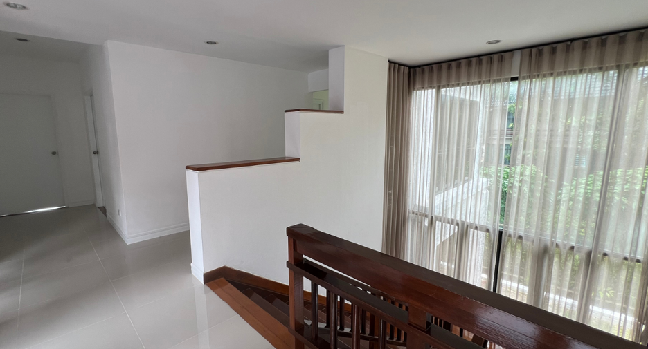 For sale そして for rent 5 ベッドルーム house in Pak Kret, Nonthaburi