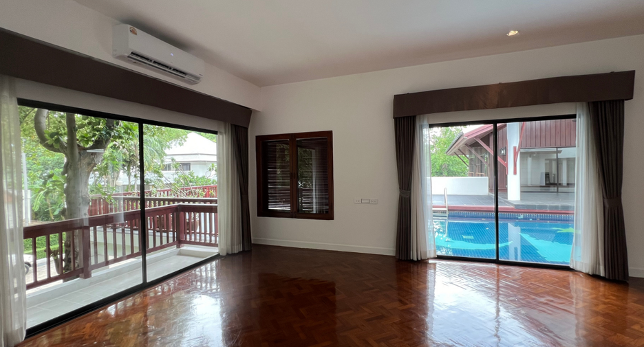 For sale そして for rent 5 ベッドルーム house in Pak Kret, Nonthaburi