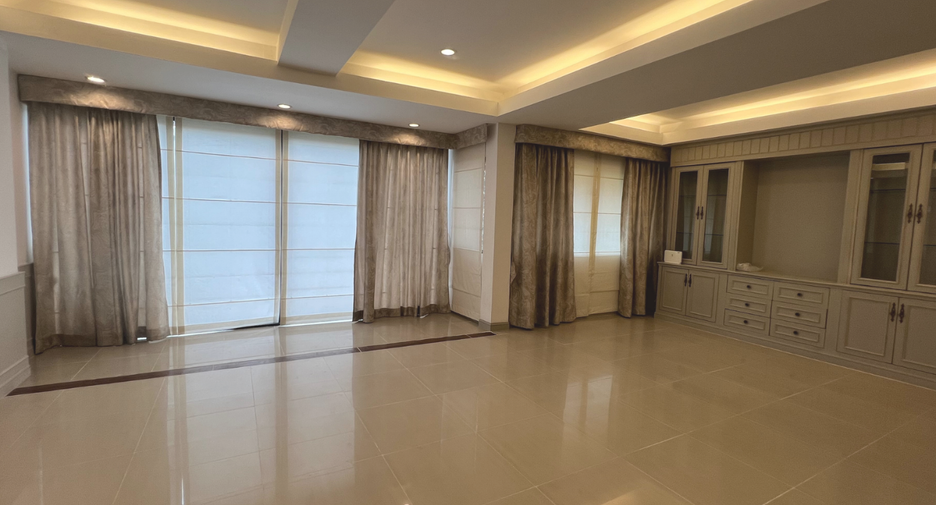 For sale そして for rent 5 ベッドルーム house in Pak Kret, Nonthaburi